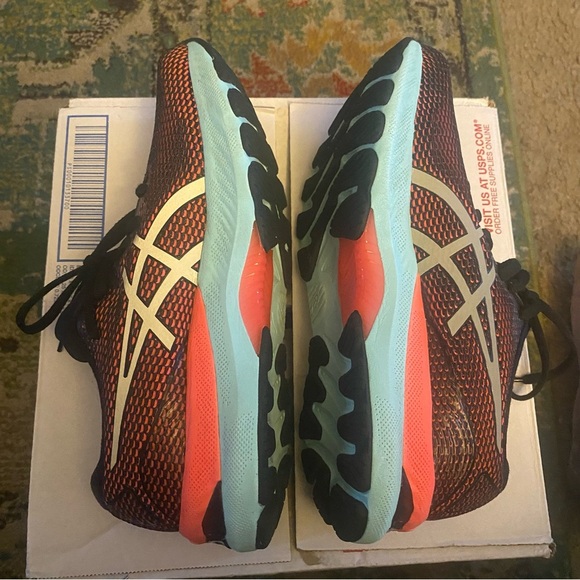 ASICS Women’s‎ Gel Nimbus Black and Peachy pink Athletic Shoes 9.5 - Picture 2 of 6